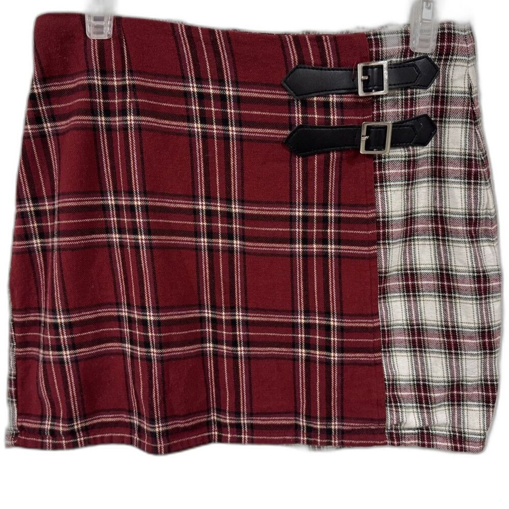 Art Class Skirt Girls XL 14/16 Plaid Red Black White Buckle Mini School Uniform